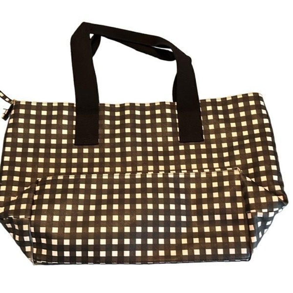 Dabney Lee XL tote. Zipper broken 🫤